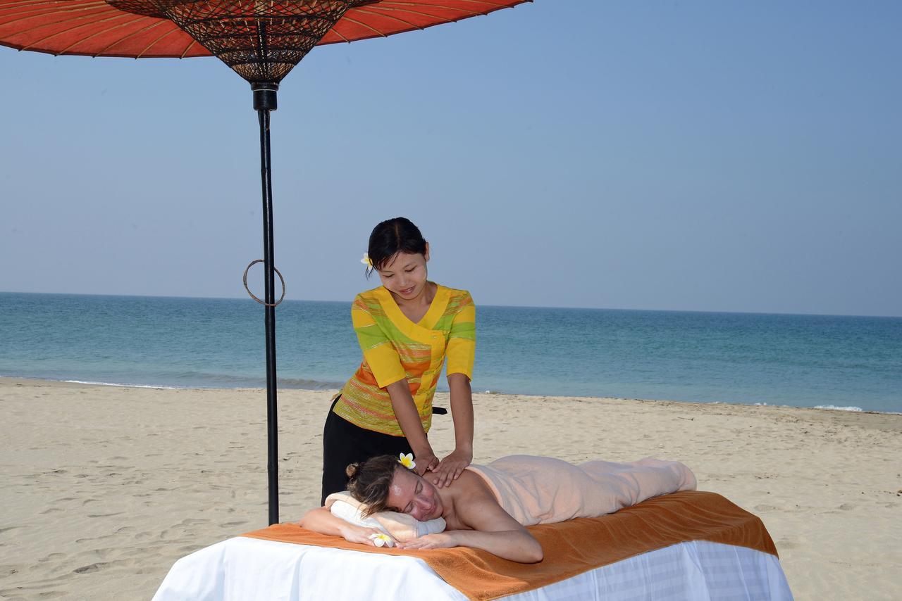 Aureum Palace Hotel & Resort Ngwe Saung Ngwesaung Exteriör bild