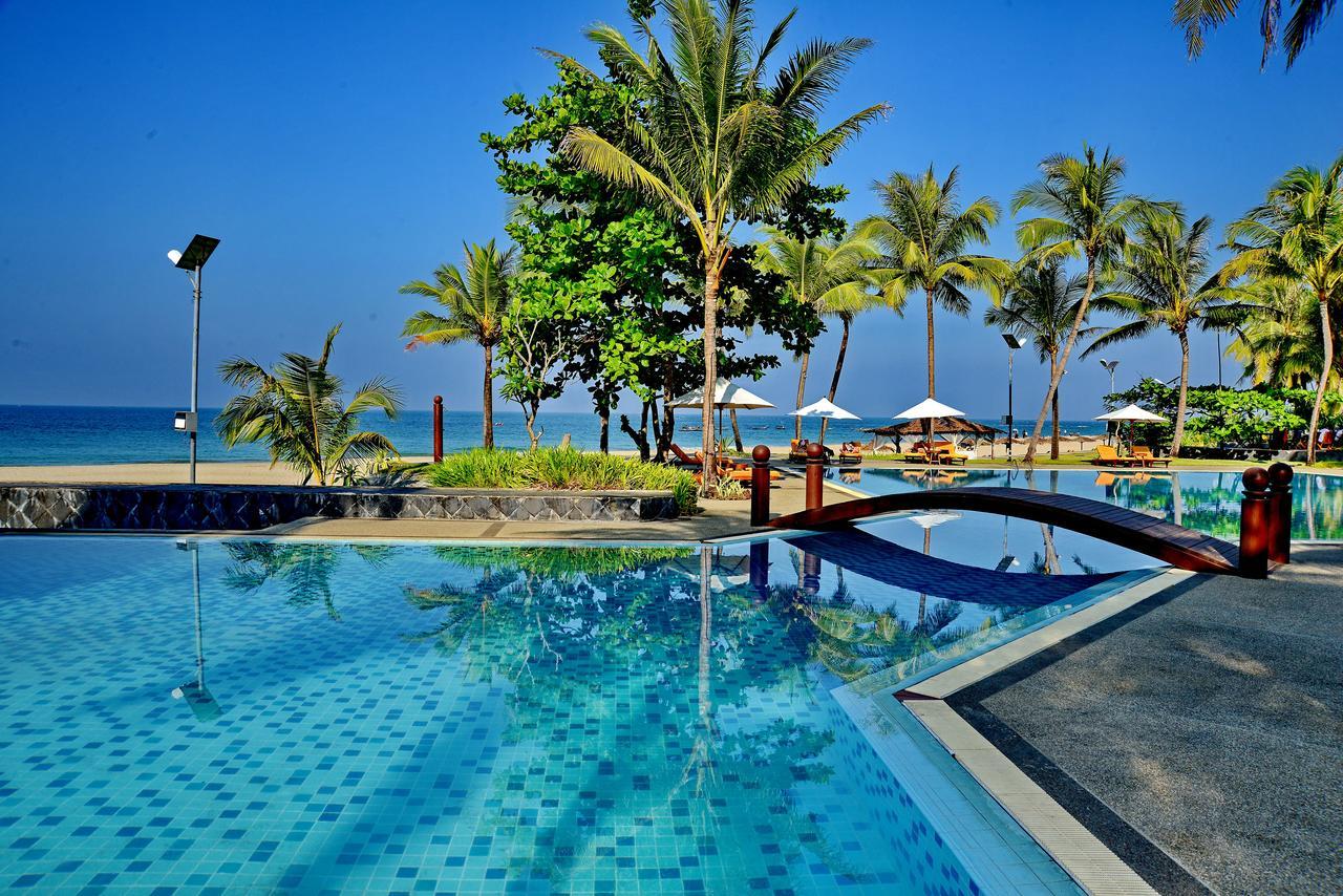 Aureum Palace Hotel & Resort Ngwe Saung Ngwesaung Exteriör bild