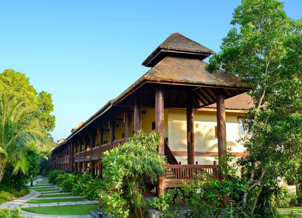 Aureum Palace Hotel & Resort Ngwe Saung Ngwesaung Exteriör bild