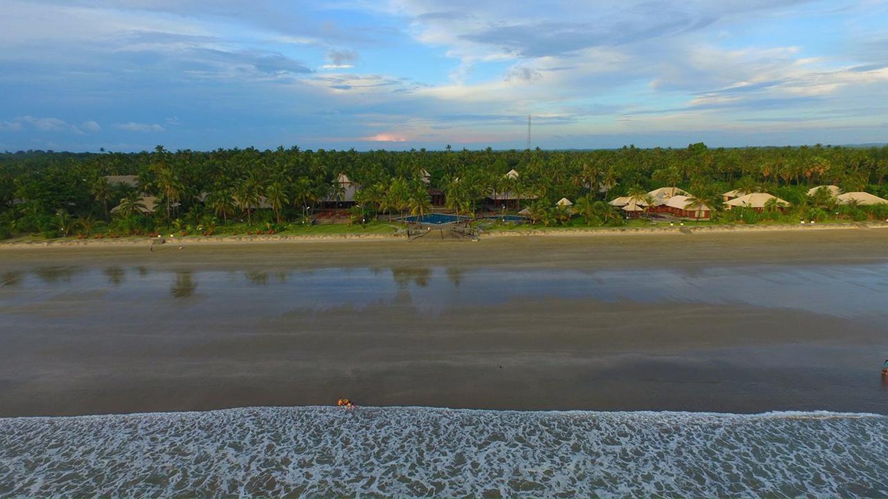 Aureum Palace Hotel & Resort Ngwe Saung Ngwesaung Exteriör bild