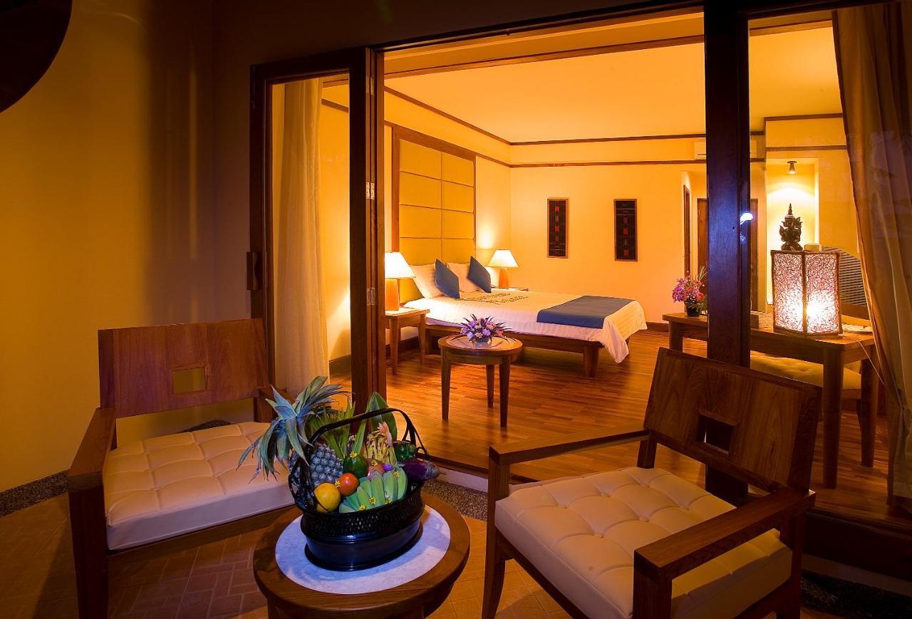 Aureum Palace Hotel & Resort Ngwe Saung Ngwesaung Exteriör bild